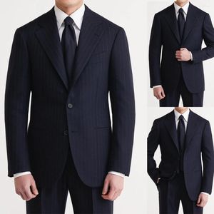 Herrkostnader Dark Navy Men's Suit 2 Pieces Blazer Pants Single Breasted Jacket Pinstripes Tuxedo Business Modern Wedding Groom Costume Homme