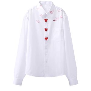 Camisas novas Mulher moda Bloups 2022 Spring White Mangas compridas Roupas fêmeas Camisa feminina de lábios vermelhos Camisa feminina solteira projetada