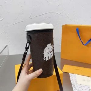 Designer Letter Women Coin Purses Autumn Winter Explosive Coffee Cup Bag Brand Graffiti Letters Cylinder Totes Luxury Female Lager236R