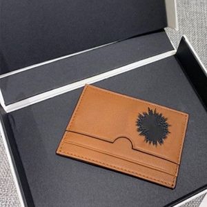 最高品質のCalfskin Spirited Away Card Coal Ball Wallets Change Brown Purse新しいファッショナブルな漫画パターンバッグTotoro Pur272F