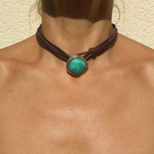 Anhänger Halsketten Böhmischer Stil Türkis Legierung Leder Seil Halskette Künstlerischer Retro Mehrschichtiger Schmuck für Frauen Großhandel