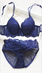 New 2019 high quality Cute pink blue black red gather sexy white lace embroidery pad thin models girls underwear Bra Set4914931