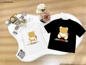 Novas crianças camiseta boneca urso padrão bebê camiseta tamanho 100-150 cm designer roupas de bebê verão preto branco meninos meninas manga curta tees 24mar