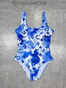 2024ss Designer Swimsuit Women Vintage Thong Micro Cover Up Womens Bikini Sets Swimwear Printed Bathing Suits Summer Beach Wear Swimming Suit M19 Z9KS