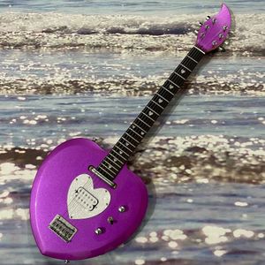 Kundenspezifische herzförmige violette Metall-E-Gitarre X340 – 4/4-Größe, solider Korpus, professionelles Leistungsniveau, schnelle Lieferung