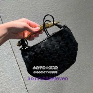 Bottgs's Sardine Sardine Original Bags Online Store Mini Sheepskin Crossbody Bag Crossbody للنساء مع شعار حقيقي Q0DJ