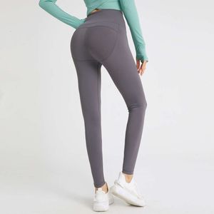 Ritorno agli antichi Nuovo filo senza imbarazzo Vita alta Sollevamento fianchi Fitness Pantaloni da yoga nudi sportivi attillati elastici da donna ad asciugatura rapida