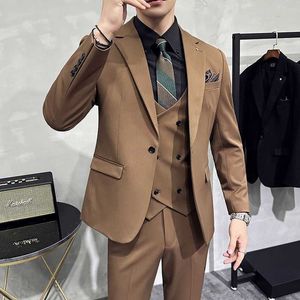 DS Suit Set Mens Three Piece Set Autumn Overdimased Suit Jacket Slim Fit Pendling Suit Formell klänning Groom Stram Wedding Present