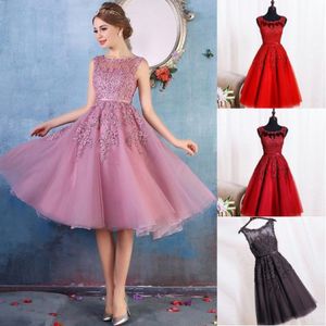2018 Cheap New Crew Neck Lace A Line Knee Length Homecoming Dresses Lace Applique Beaded Short Cocktail Party Dresses Evening Gown198m