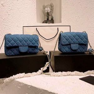 CC Bag Кошельки 18 СМ 20 СМ Роскошные джинсовые дизайнерские сумки с клапаном Синие ковбойские мини-классические сумки Золотистые металлические цепочки Золотой шар Adju198P