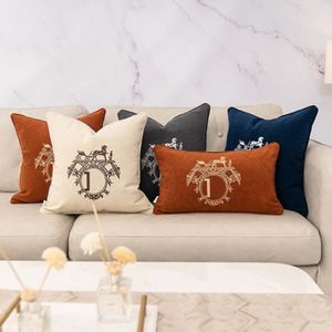 2022 Brev Luxury Square Cushion Designer Dekorativ kudde Luxurys Designers CUdion Cotton Letter Decor vardagsrum Kudde 220213Y