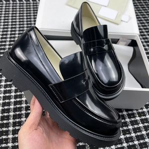 New Women designer preppy Style Girl Lolita JK Shoes Loafers Women Students Brushed Leather Mid Heels Loafers Shallow Shoes Japan Style Cute girls Shoes Size 35-41