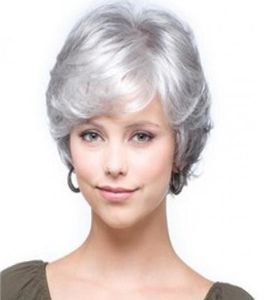 Moda Peruca Krótkie szare białe syntetyczne włosy Naturalne falelne kobiety Parrucca Grigia Wigs Wig Cap8499421