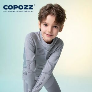 ブーツCopozz Child Child Ski Thermal Underwear Perspiration Compression Snowboard Quick Dry Seamless Knitte Set Kids