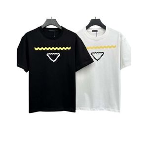 여성 Tshirt 디자이너 오리지널 품질 여성 Tshirt 브랜드 여름 새 삼각형 인쇄 짧은 슬리브 패션 다목적 남성 및 여성 라운드 넥 탑