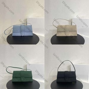 Luxurys Designer Bags Jacquemuusバッグクラッチスエードバッグショルダーバッグハンドバッグトート女性新しいファッションテクスチャロッキングメッセンジャーバッグクロスボディエンベロープバッグ