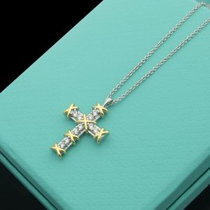 Collana da donna con croce di diamanti, collane di gioielli firmati, marchio completo come regalo di Natale per matrimoni259R
