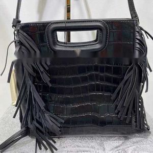 m Family New Fashion Versatile Head Layer Cowhide Inlaid Diamond Crocodile Pattern Women's Casual Shoulder Handbag 240115