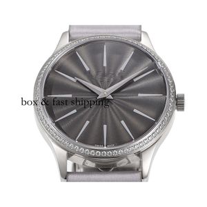 Montres Steel Watches Clock Calatrava Automatic for Wrist Joaillerie de Designers 9.5mm 35mm Classic 4 Watches Women's Luxe Business Calatrava AAAA مقاوم للصدأ