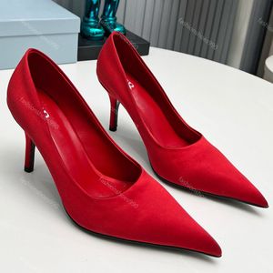 Satin klackar pumpar lyxig designer kvinnor klänningsskor full av kristall slingbacks höga klackade sandaler mules pointy sko stiletto klackar 85mm 35-42 med ruta 10a