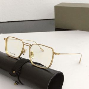 En DITA DTX125 Optiska glasögon Transparent Lens Eyewear Fashion Design Receptbelagd glasögon Clear Light Titanium Frame Simple B286V