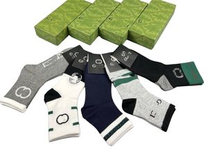 Male Sock Designer Designer Men and Women Hip-hop Street Stripes in the Tube Anti-skid Board Sports Socks