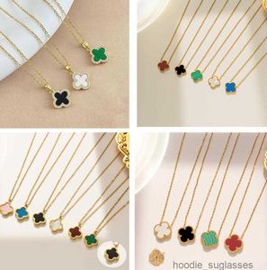 20style 18k Gold Plated Necklaces Luxury Designer Necklace Flowers Four-leaf Clover Cleef Fashional Pendant Necklace Wedding Party Jewelry
