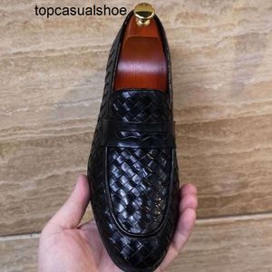 Bottega-Venetta Woven High-End italienska Dupont Mens Shoes Summer Breattable Leather Shoes Business Casual Shoes Mens Ny stil Hög kvalitet