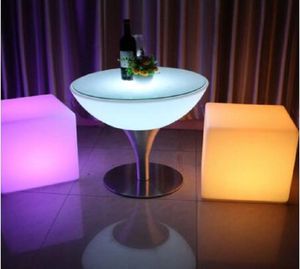 LED -Möbel LED Barhocker Luminöser Würfel Stuhl Größe 20 cm Außenmöbel kreative Fernbedienung Buntes Wechsel SID4587402