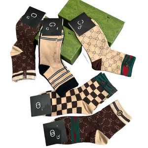 Designer Luxury Socks Fashion Mens And Womens Casual Cotton Breathable Basketball Football Exercise 5 Pairs Sock With Box