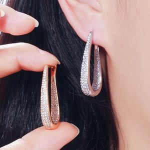 Fashion Charm Hoop U Designer örhängen smycken Sydamerikansk White Rose AAA Cubic Zirconia Copper 18K Gold Silver Diamond Earring1763