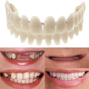 Auf künstlichen Zähnen Obere Untere Zahnveneers Zahnersatz Zahnabdeckungsset Gefälschte Zähne 240229