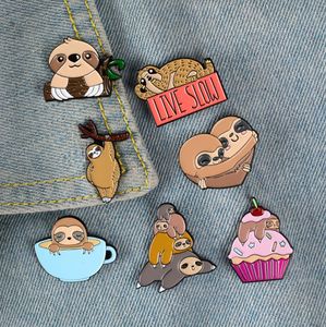 Animal Sloth Cute Small Funny Enamel Brooches Pins Demin Shirt Decor Brooch Pin Metal Kawaii Badge Fashion Jewelry4755619