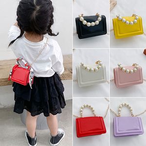 Designer di moda Bambini Borsa per bambini Ragazze della gioventù Principessa Casual Lettere classiche Catena Borsa a tracolla con perle Borse Portamonete Mini Tote Borse a tracolla a tracolla