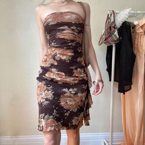 Off Neck Tube Top Dress Spring Retro Style Sexig fashionabla datum Slimming Hög kjol för kvinnor