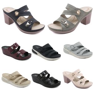 2024 Summer Women Shoes Sandaler Low Heels Mesh Surface Leisure Mom Black White Red Green Large Size 36-42 O17-1 GAI