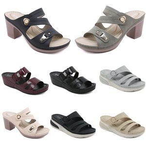 2024 Summer Women Shoes Sandaler Low Heels Mesh Surface Leisure Mom Black White Red Green Large Size 36-42 O25-1 GAI