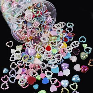 500pcs Karışık Stil Kalp İncileri Tırnak Takıları Lüks Tırnak Parçaları Taşlar Rhinestone Tırnak Sanat Dekorasyon Aksesuarları 240307