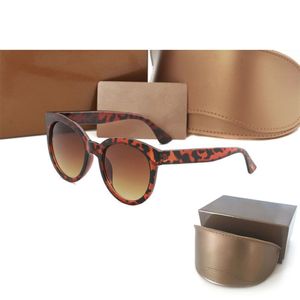 高品質のデザイナー女性サングラス3810高級メンズサンガラスUV保護男性眼鏡グラディエントメタルヒンジファッション女性2092