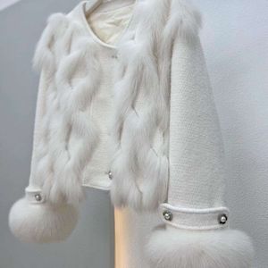 Herbst/Winter Haining 2023 Neue Kleine V-ausschnitt Mode Süße Stil frauen Fuchs Pelz Gras Mantel 4327