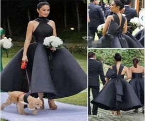 Vestido de Festa Elegant Puffy Black Bridesmaid Dresses Halter Bow Satin Maid of Honor Dresses Ankellängd Formell bröllopsfest G5357016