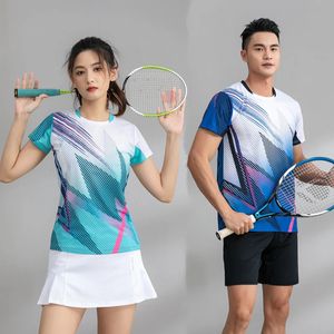 Maglietta da tennis di fascia alta Donna Uomo Pantaloncini in jersey da badminton Pantaloncini da tennis da tavolo Uniforme da allenamento Tuta da ping pong T-shirt sportiva 240304