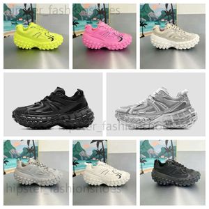 Balenciegas Mens Womens عرض الأحذية المصممة الفاخرة في الهواء الطلق أحذية السفر الأزواج على غرار الأحذية الرياضية الجري البيج