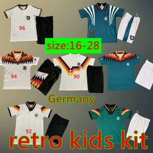 Dünya Kupası 1990 1996 Almanya Retro Littbarski Ballack Futbol Jersey Klinsmann 2006 2014 Gömlek Kalkbrenner 1996 2004 Matthaus Hassler Bierhoff Klose Kids Kit