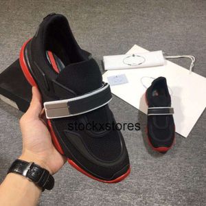 Man PRA Hediye Cloudbust Slip Tasarımcı Ayakkabı Yüksek Kalite Boyu için Yüksek Yeni Moda Tie Erkek Sneaker Ayakkabıları En İyi Tasarımcı Ayakkabı Ünlü 38-44