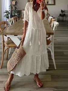 FORIDOL Casual Hollow Out V Neck White Lace Maxi Sukienka Vintage A-line luźna obwódka kwiatowa nadruk bohemian długa Sundress 240307