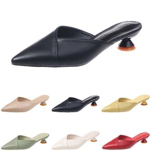 Kvinnliga sandaler tofflor High Fashion Heels Shoes Gai Triple White Black Red Yellow Green Color34 302 216 D