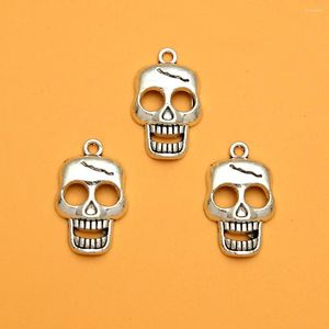 チャーム10pcs/lot 15x24mmアンティークハロウィーンスケルトンペンダント用DIYブレスレットジュエリー製造用品アクセサリー