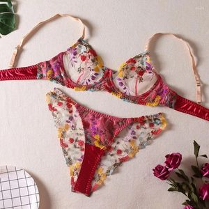 BHs Sets Unterwäsche Sommer Schöne Pastorale Kleine Blumen Farbe Passenden Gürtel Tanga Stahl Ring BH Slips Sexy Erotische Dessous Set