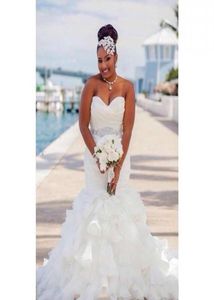 Ny ankomst ruffle organza sjöjungfru plus storlek bröllopsklänningar afrika Tiers pärlor Sash African Country Bridal Gown Train Bride Dress9498381